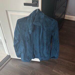 North face soft fuzzy zipper up coat